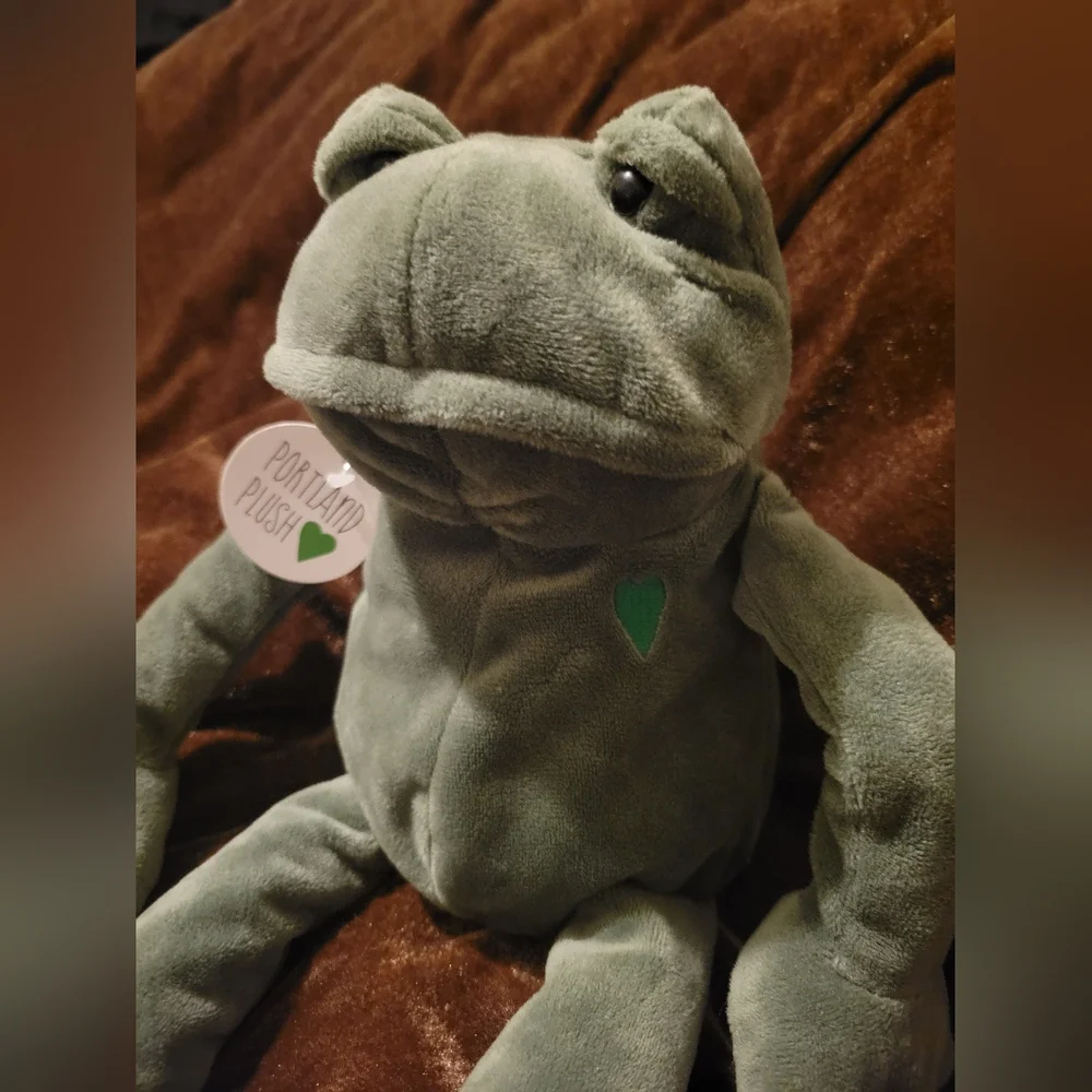 Portland Plush Frankie Lee Frog Retired Plush